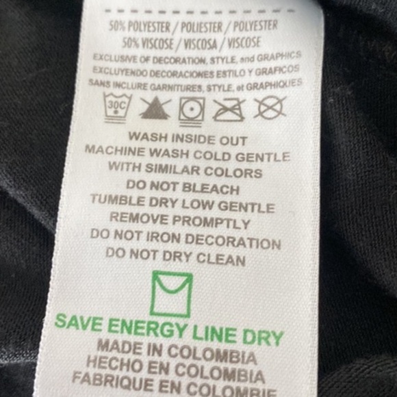 🏀Los Angeles Lakers Ladies Short Sleeve Distressed Logo Scoop Neck T-Shirt EUC - Picture 10 of 10